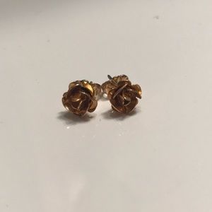 Vintage rose bud earrings (Avon)